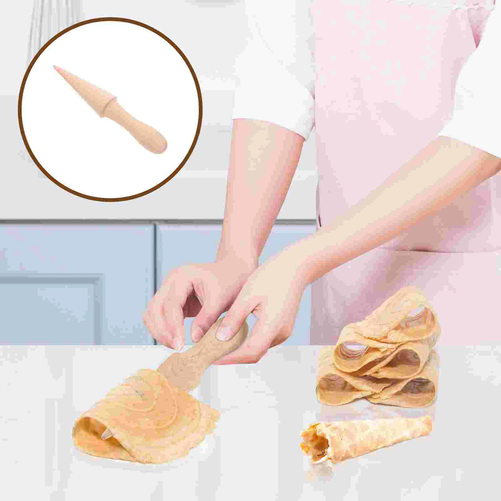 

Wooden Pastry Cone Roller Cone Mold DIY Cooking Kitchen Tool Decorating Accessory ( Khaki )