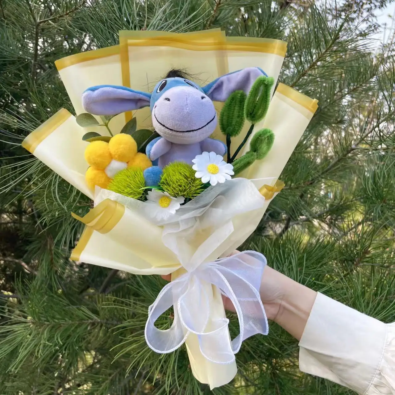 Cartoon Winnie the Pooh Plush Doll Toy Handmade Flower Bouquet Wedding Valentine's Day Christmas Graduation Gifts 5