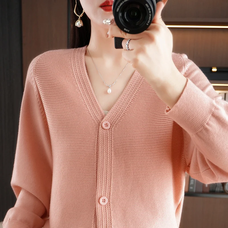 

New thickened high-end cardigan with loose outer wear popular knitwear for spring and summer versatile top