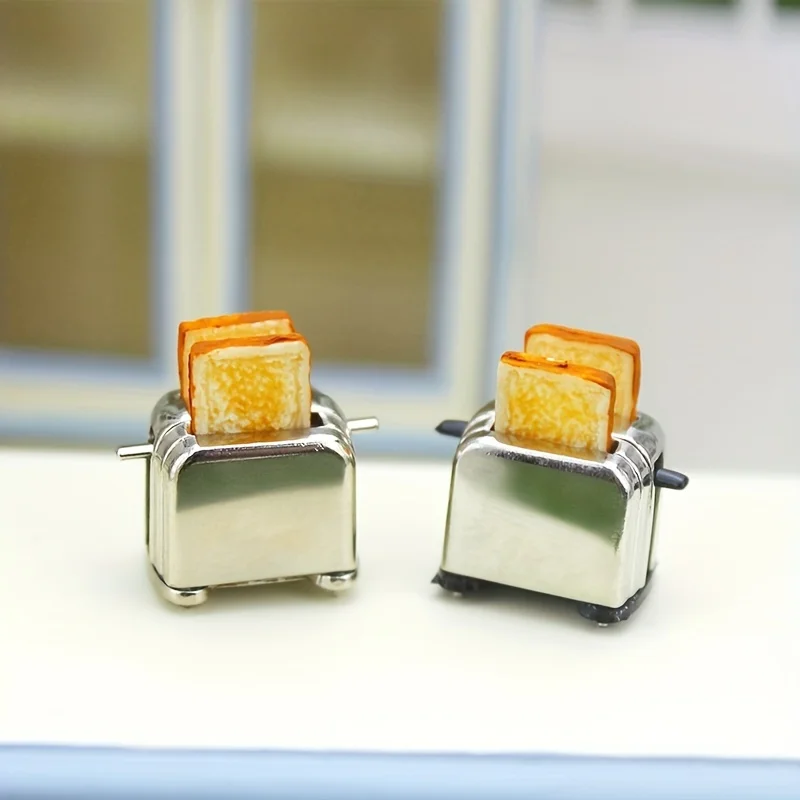 1: 12 Scale Kitchen Scene Model Mini Metal Toaster Creative Mini Breakfast Toaster Doll House Accessories Simulation