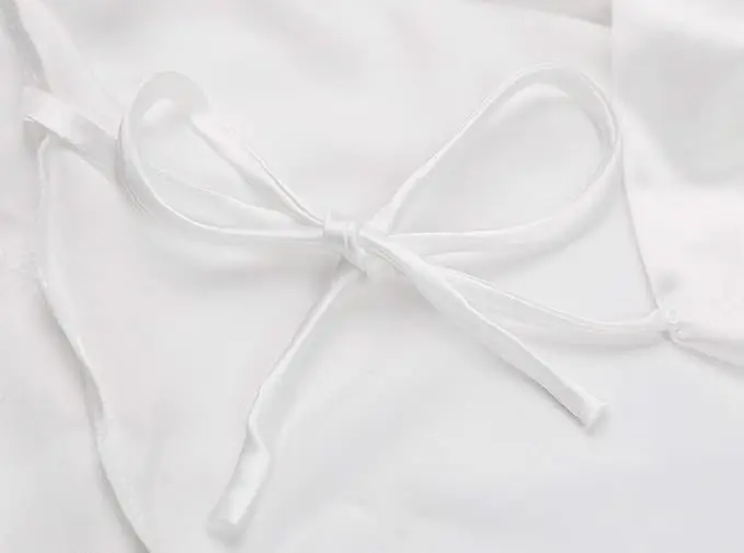 Vestaglia da Sposa con Piume per il Giorno del Matrimonio, Vestaglia in Raso Sexy in Seta, Accappatoio da Sposa, Outfit per la Preparazione della Festa Nuziale - immagine 6