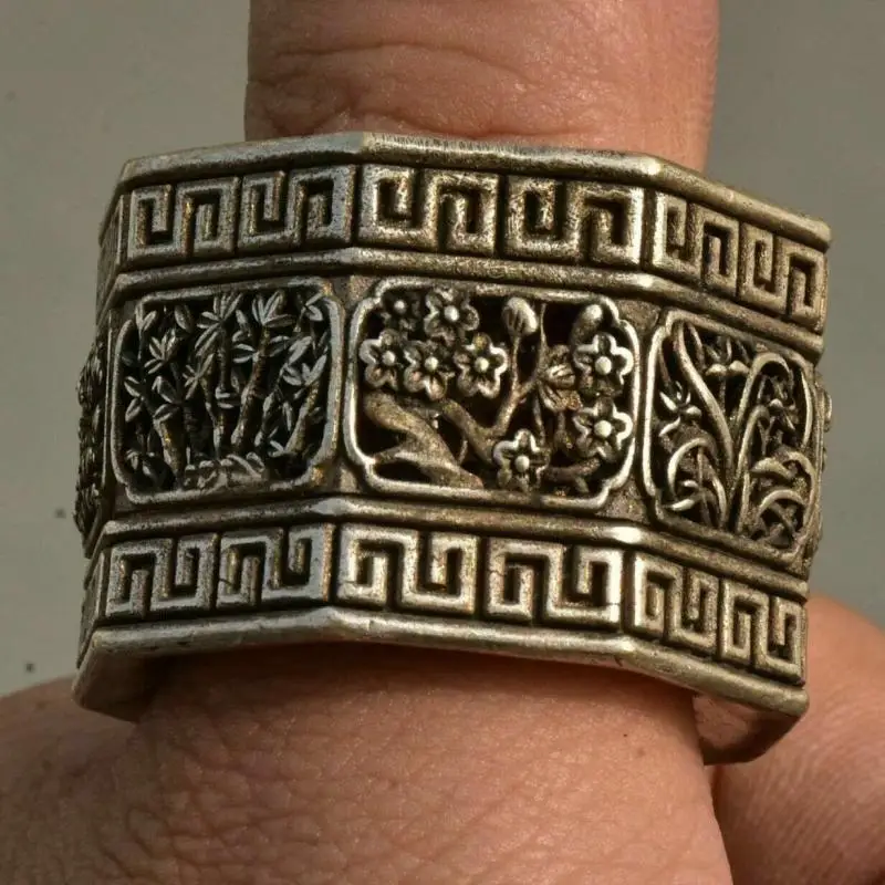 3.5Cm Old Chinese Miao Silver Dynasty Flower Hollowed Out Fingerstall Ring