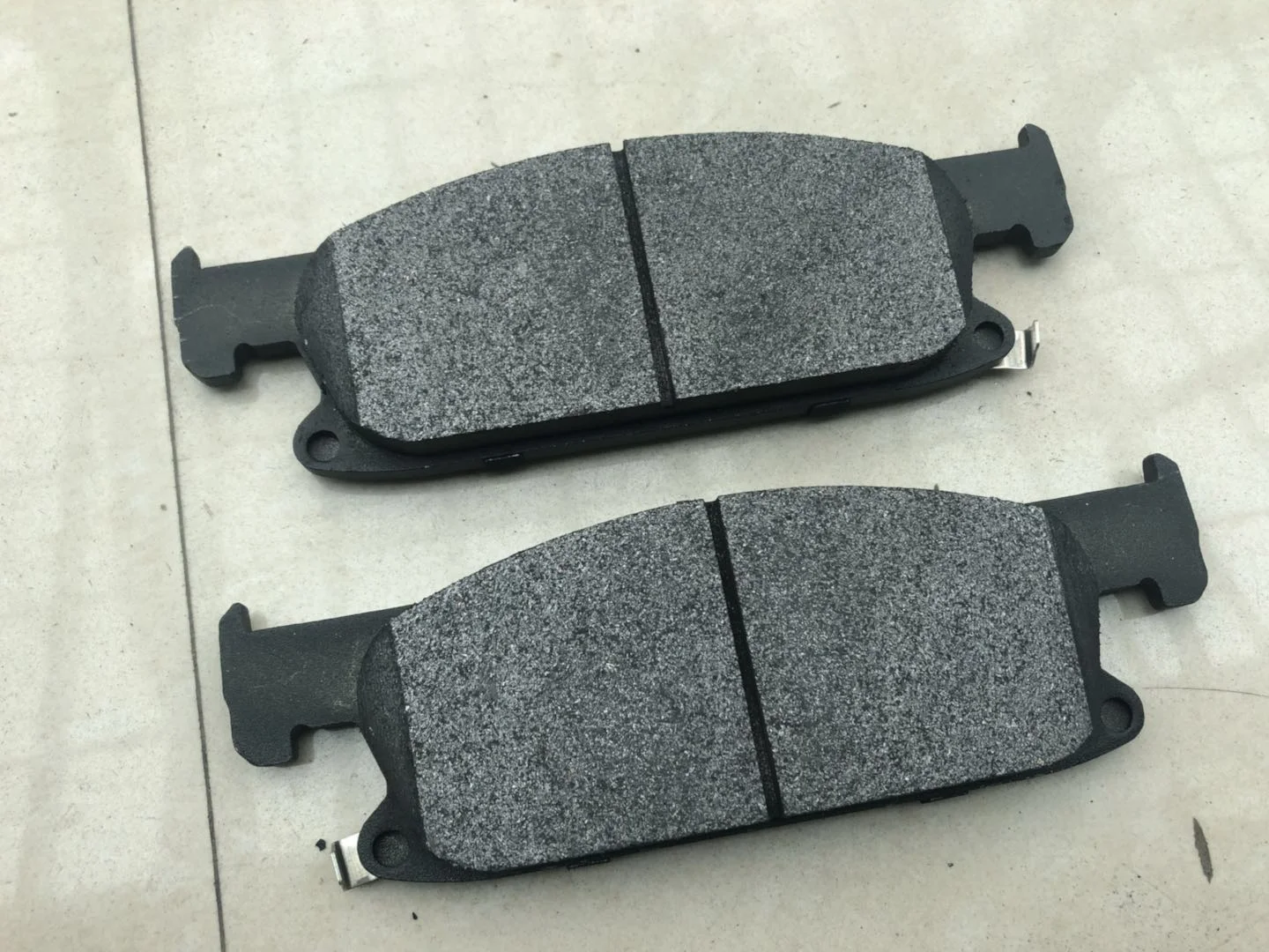 (1set) front / rear brake pads for Chinese GAC GS8 SUV autocar spare parts car brake pads set