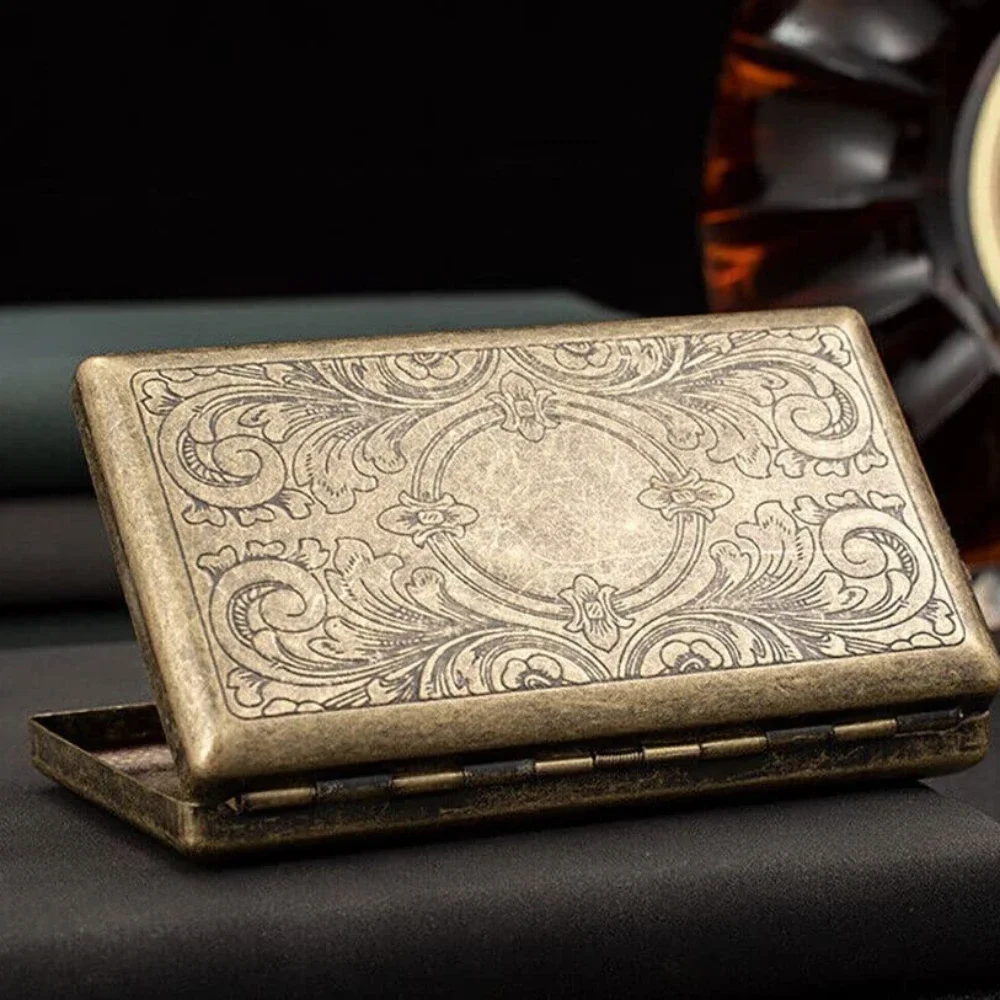 Retro Metal Cigarette Box, Victorian Style Rich Flower Cigarette Box, Men's and Women's Gift Cigarette Accessories