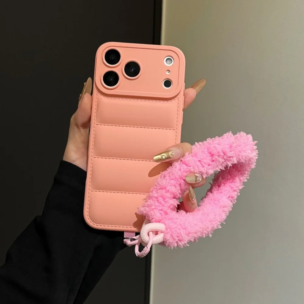 Luxury and Fashionable Plush Wristband - Winter Protective Cover