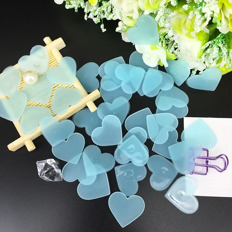 40pcs/set Luminous Heart Shape Stickers Fluorescent Glow in Dark Toys for Children Room Wall Decorations wall stickers glow dark stickers