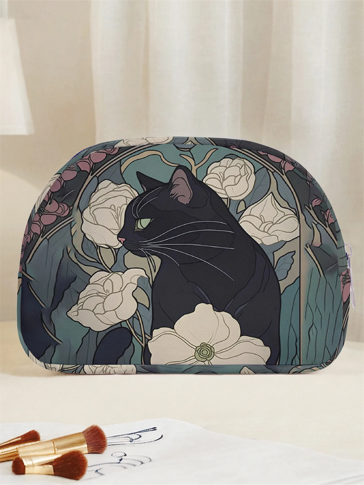 Cute cat pattern printed makeup bag, multi pocket design, portable toiletry bag, lightweight, suitable for travel and outings