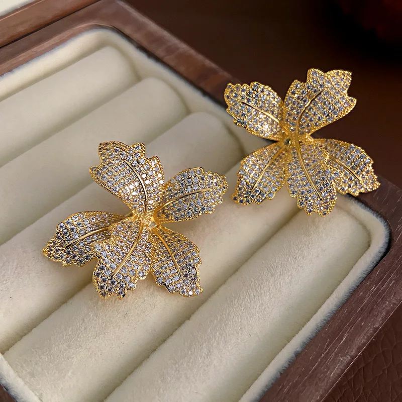 Shining Cubic Zirconia Three-dimensional Flower Studs Earrings for Female Gold Plated Luxury Wedding Jewelry Brand Earings