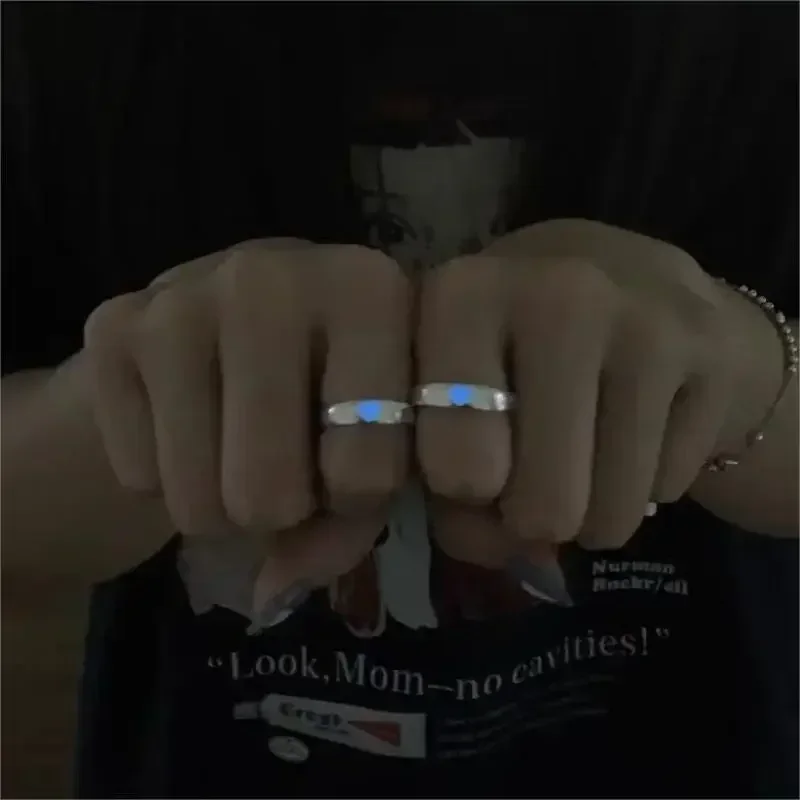 Blue Pink Luminous Ring for Couple Creative Love Heart Index Finger Ring Glowing in The Dark Rings Jewelry Valentine's Day Gift