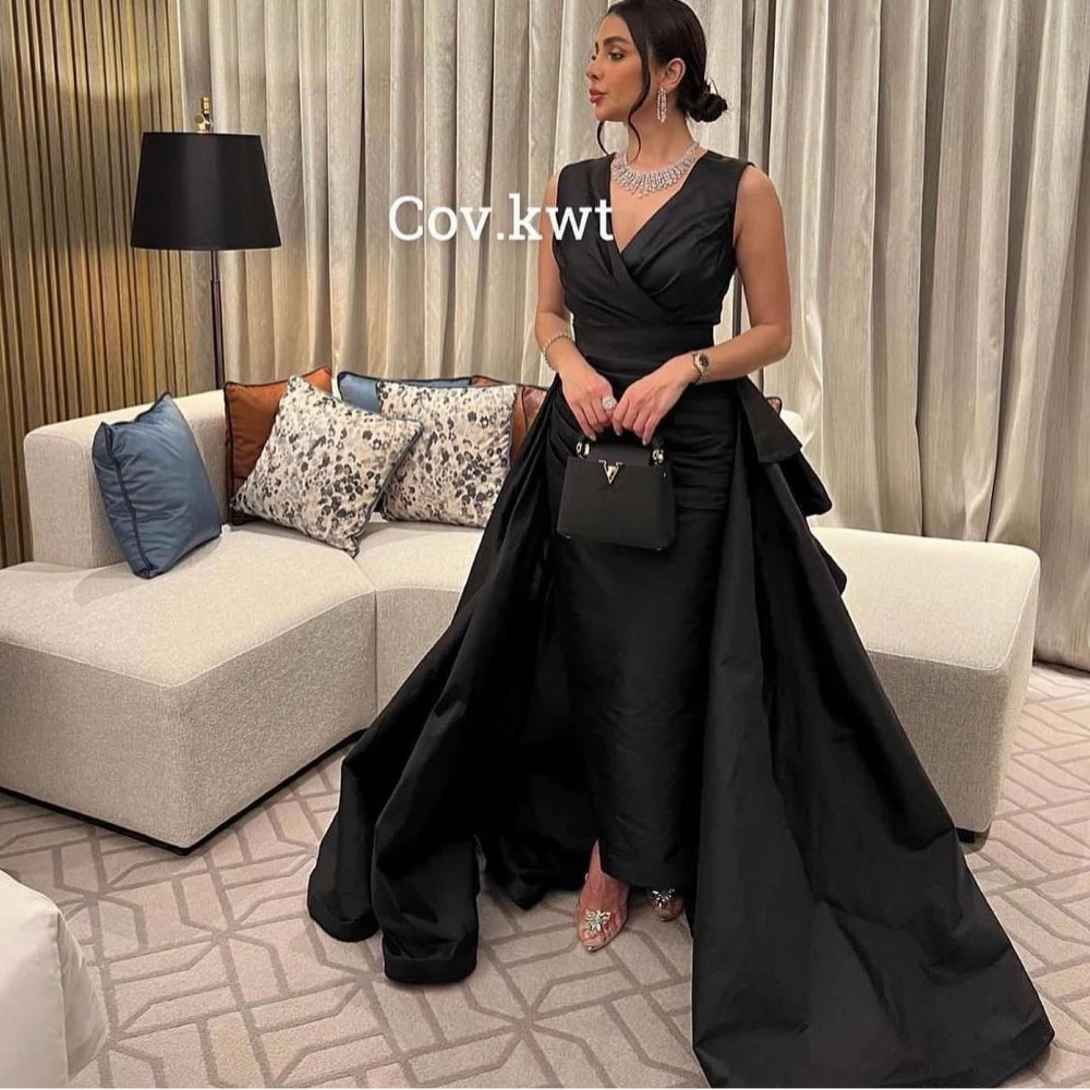 

Qcenkern V-Neck Evening Formal Saudi Arabia Satin Sleeveless A-Line Backless Party Dresses Gowns Women Robes de Soirée 2023