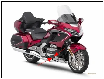 Suitable for Honda Jinyi 1800 F6B engine side panel protective cover/cover from to