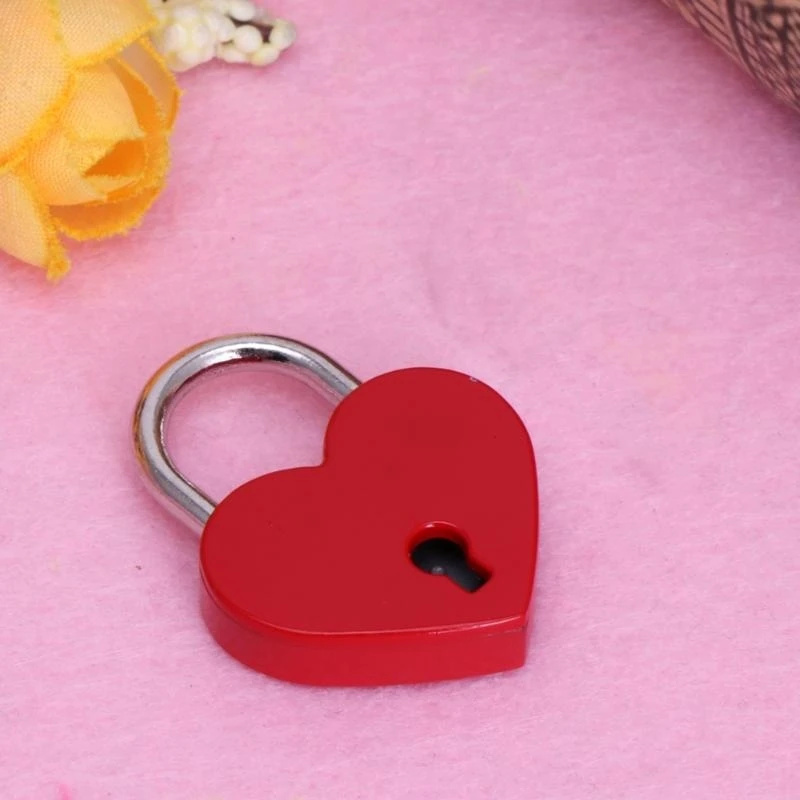 Mini padlock Love heart lock Vintage Wish Lock Mini Heart Shaped Lock Wedding Keyed Padlocks Personalized Padlock for Jewelry Box Small Wooden Box