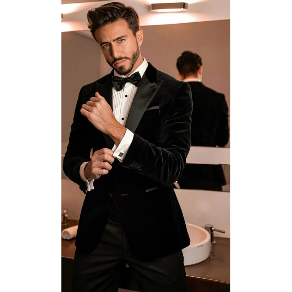 

High-end Black Velvet Suits for Men Elegant Peak Lapel Prom Party Banquet Outfits Formal Wedding Tuxedo 2 Piece Costume Homme