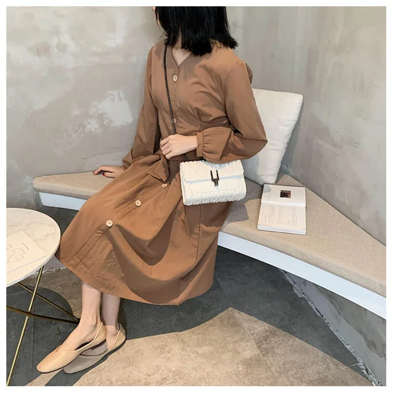 Unlock Summer Chic: Diamond Grid Lock Buckle Shoulder Bag - Your Stylish Crossbody Companion for Purses and Handbags!