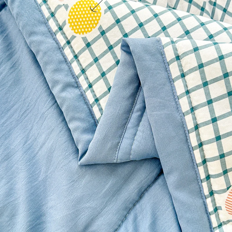 1pc Printed Thin Duvet Simple Style Quilts for Summer Soft Bedspread Adults Kids Room Comforter edredones (No Pillowcase)
