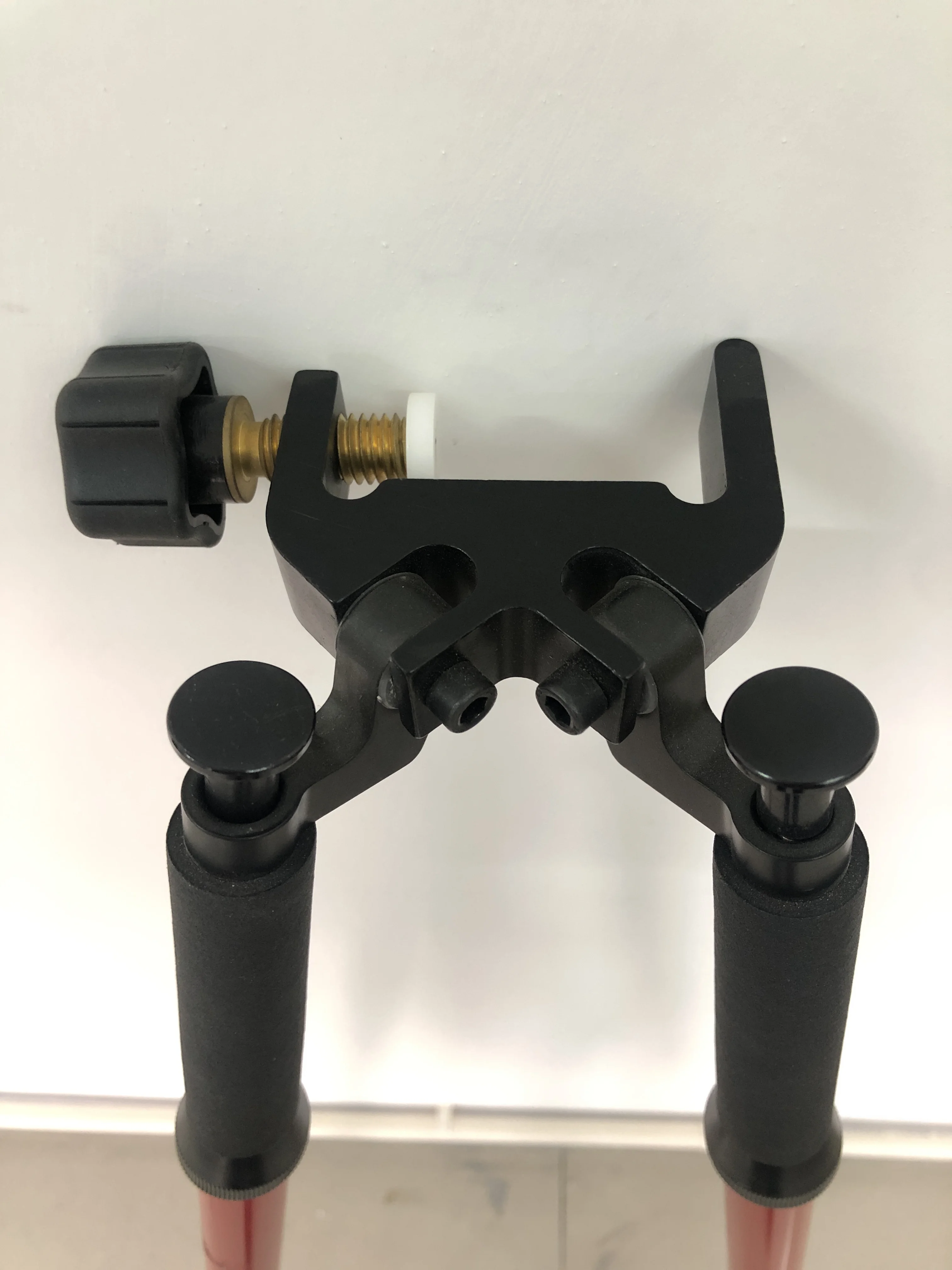 Factory DZ22A Black Aluminum Bipod With Thumb Release Clamp For Prism Pole GPS P