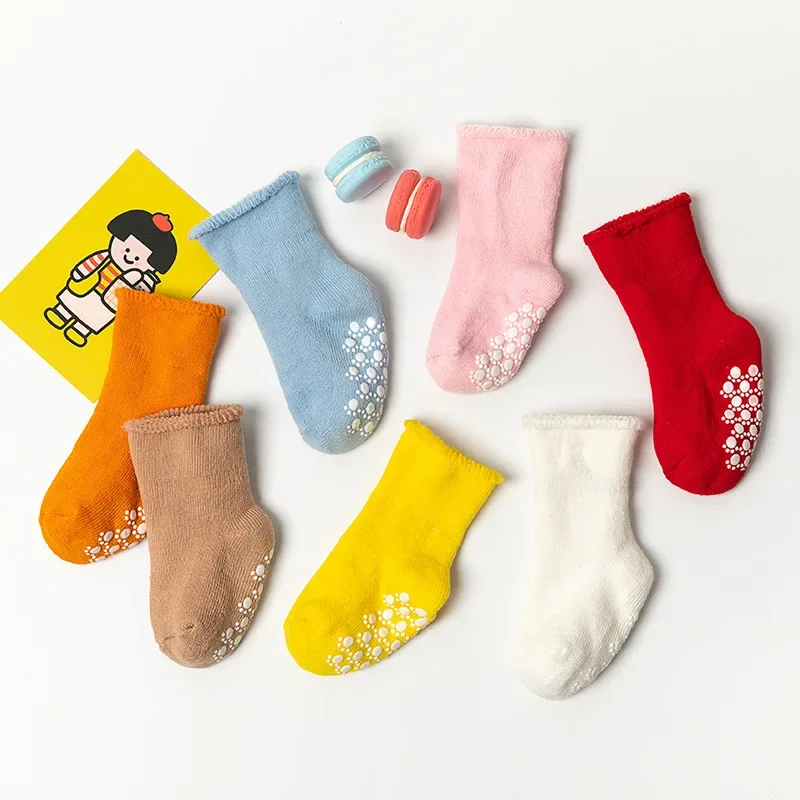 Baby Accessories Baby New Year Socks Girl Newborn Cute Warm Red Socks for Girl 2 Years Non-slip Floor Cotton Children baby socks