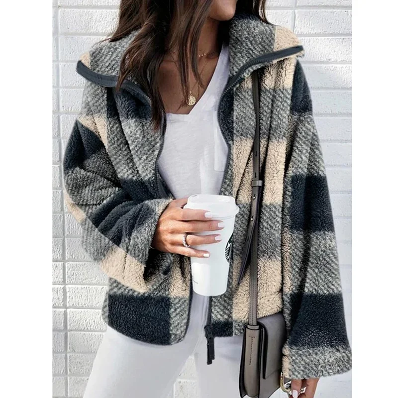 Autumn Winter Casual Stitching Plaid Coat Retro Lapel Fluffy Cardigan Pocket Top 2022 New Fashion Streetwear Zipper Women Jacket