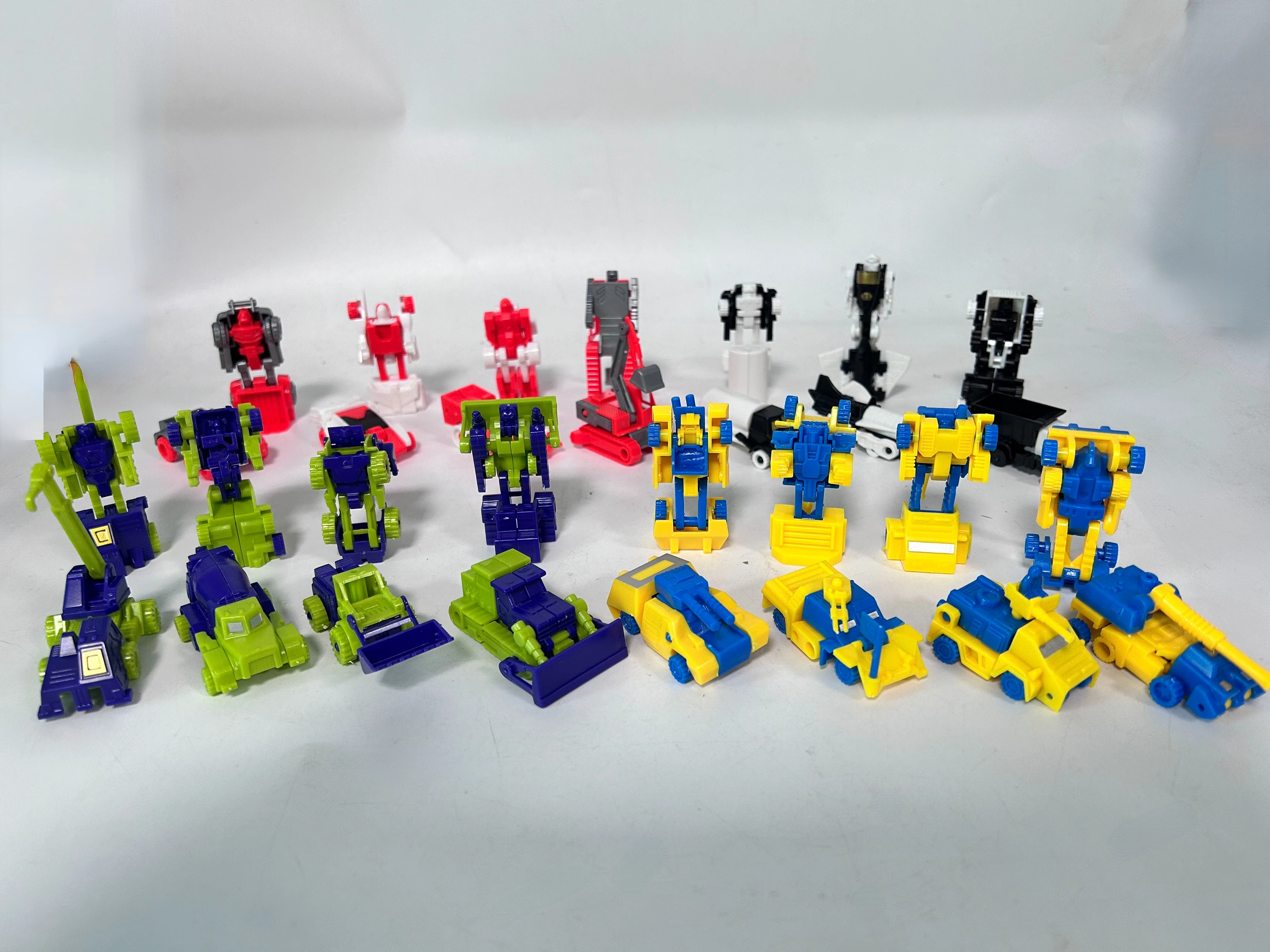 プレデター　トランスフォーミングセット プレデター・トランスフォーミング アクションセット Amazon.com