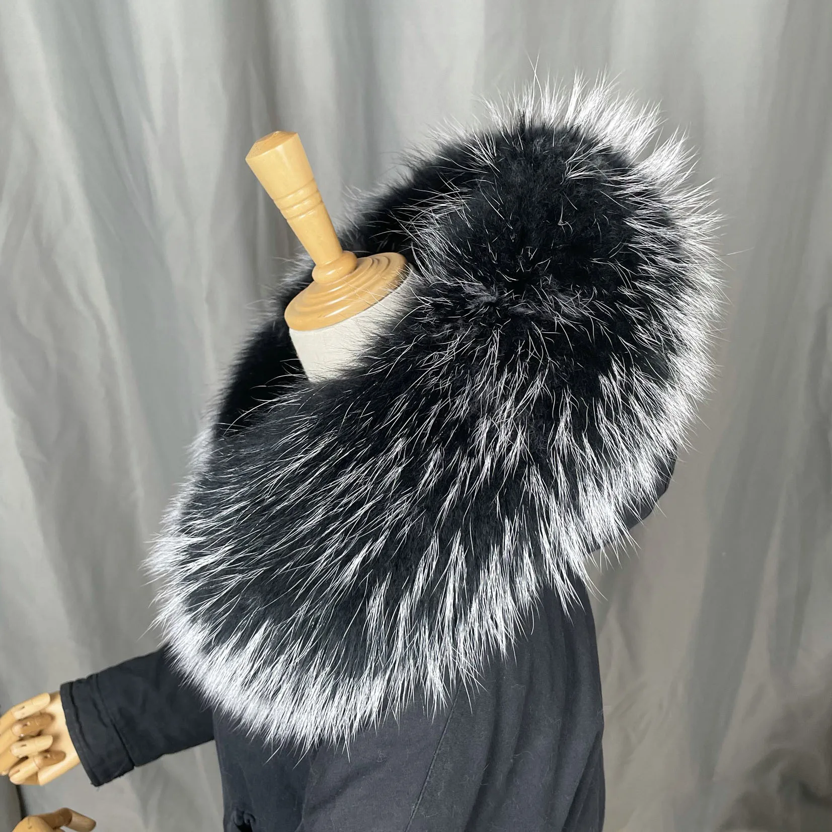 Real Raccoon Fur Collar Womens 100% Natural Fur Gray Collar Real Fur Shawl Detachable collar Fur Scraves luxury  scarf