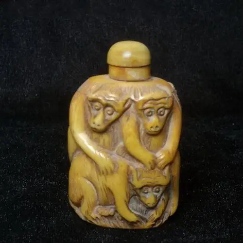 

Collection Ornaments Asian China Old Hand Carved Lovely 3 Monkey Snuff Bottles