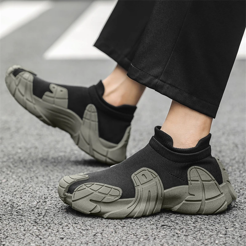 Hot Knit High Top Sneakers Man Street Platform Breathable Slip-on Men's Sneakers Fashion Casual Black Cool Designer Shoes Men