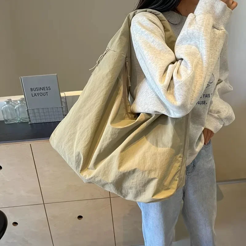 Casual Large Capacity Retro Fold Drawstring Retro Versatile Commuting Crossbody Bags Sewing String Shoulder Bag shoulder bag