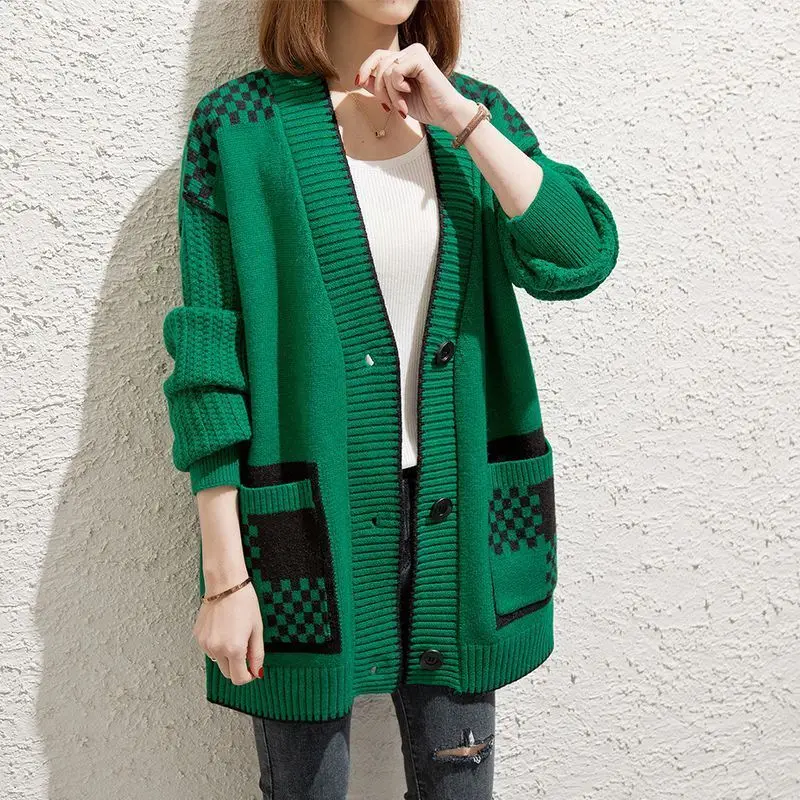 

Fashion V-Neck Button Pockets Spliced Casual Cardigan Sweaters Women's Clothing 2023 Winter Oversized Knitted Commuter Tops