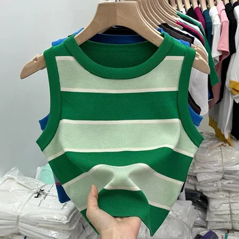 بلوزة نسائية صيفية موديل 2025 بدون أكمام على الموضة الخارجية على الطراز الكوري متعددة الاستخدامات مخططة ضيقة قطع علوية نسائية قصيرة 3