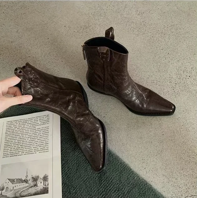 2024 autumn and winter new pointed V-neck western cowboy thick heel Martin women's short boots, slim boots_voghion.com