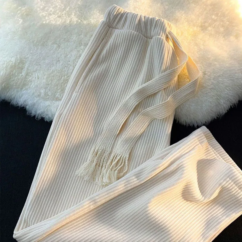 

2023 New Autumn and Winter Fashion Trend Corduroy Elastic Waist Solid Color Loose Casual Wide Leg Straight Tube Slim Plush Pants