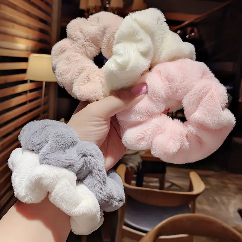 

Autumn And Winter New Plush Hair Loop Large Intestine Loop Girls' Headrope Simple Women'S Headwear Curly Elastic Hair Rope A3433