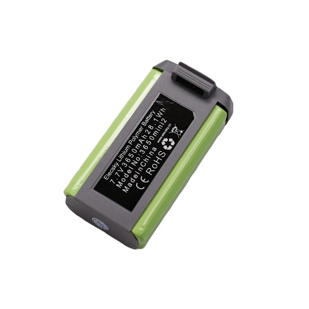 Pack de trois batteries intelligentes BWX161 pour DJI Mini 3 Pro, alignées sur fond blanc