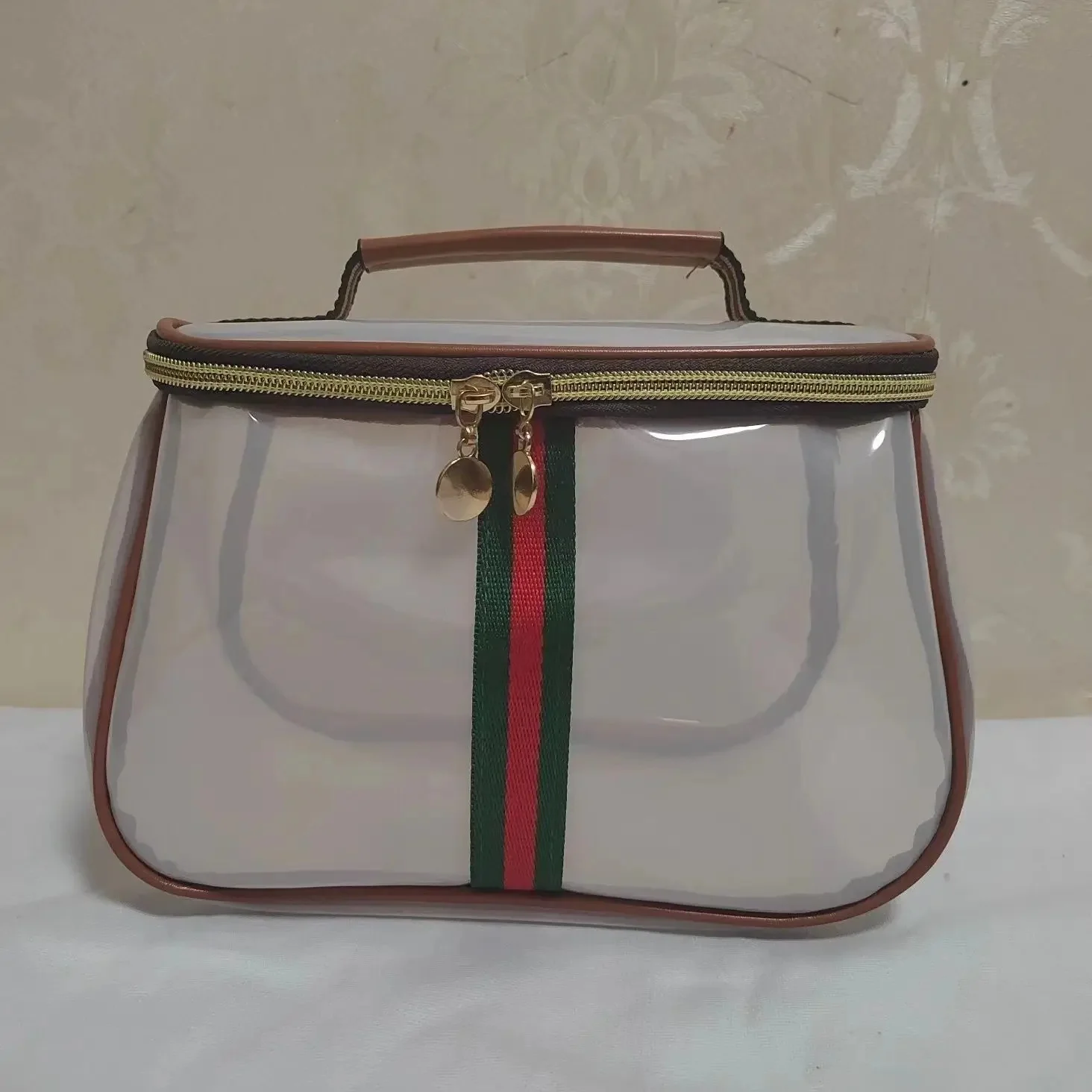 حقيبة مكياج نسائية شفافة ذات سعة كبيرة مقاومة للما...