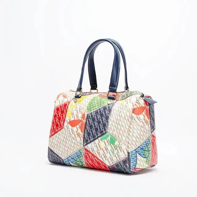 CH Ladies Bucket Bag Luxury Brand Designer New Ladies Large Capacity Exquisite Floral Pattern Travel Banquet High Grade Handbag 2