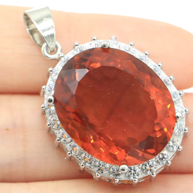 

Женский кулон из серебра 925 пробы, 10 г