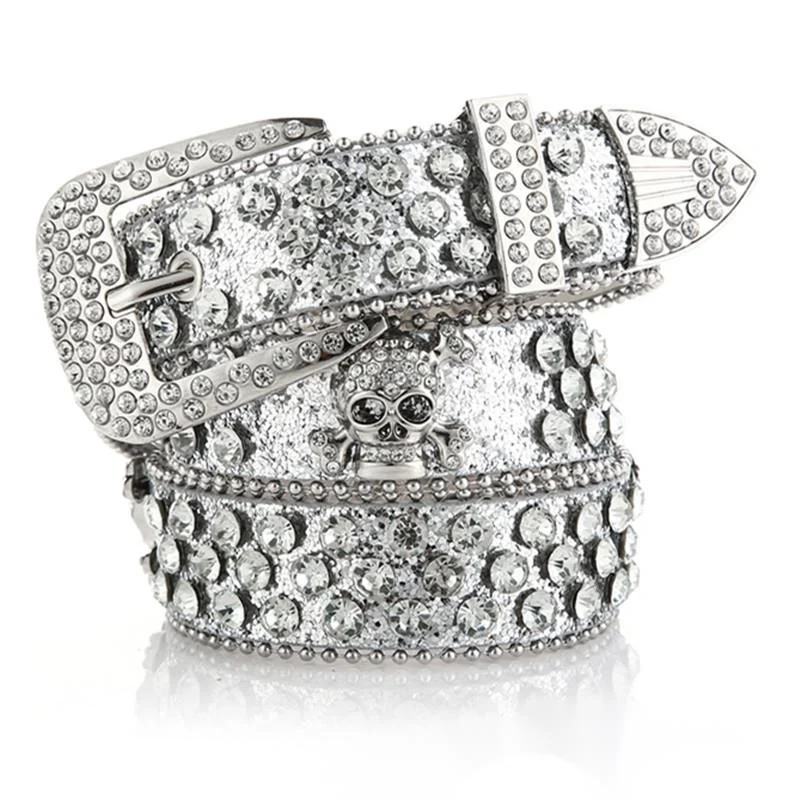 Dam bälte med dödskalle och strass i denimstil_voghion.com