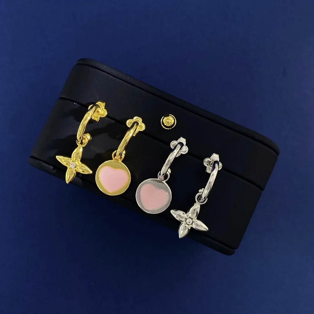 

Classic and Elegant New S925 Sterling Silver Women's High-end Fashion Earrings From Europe and America