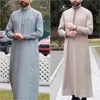 Men's Embroidered Kaftan Thobe Casual Notched Neck Batwing Sleeve Long Robe Outfits Fashion Men's Islamic Clothing National Day