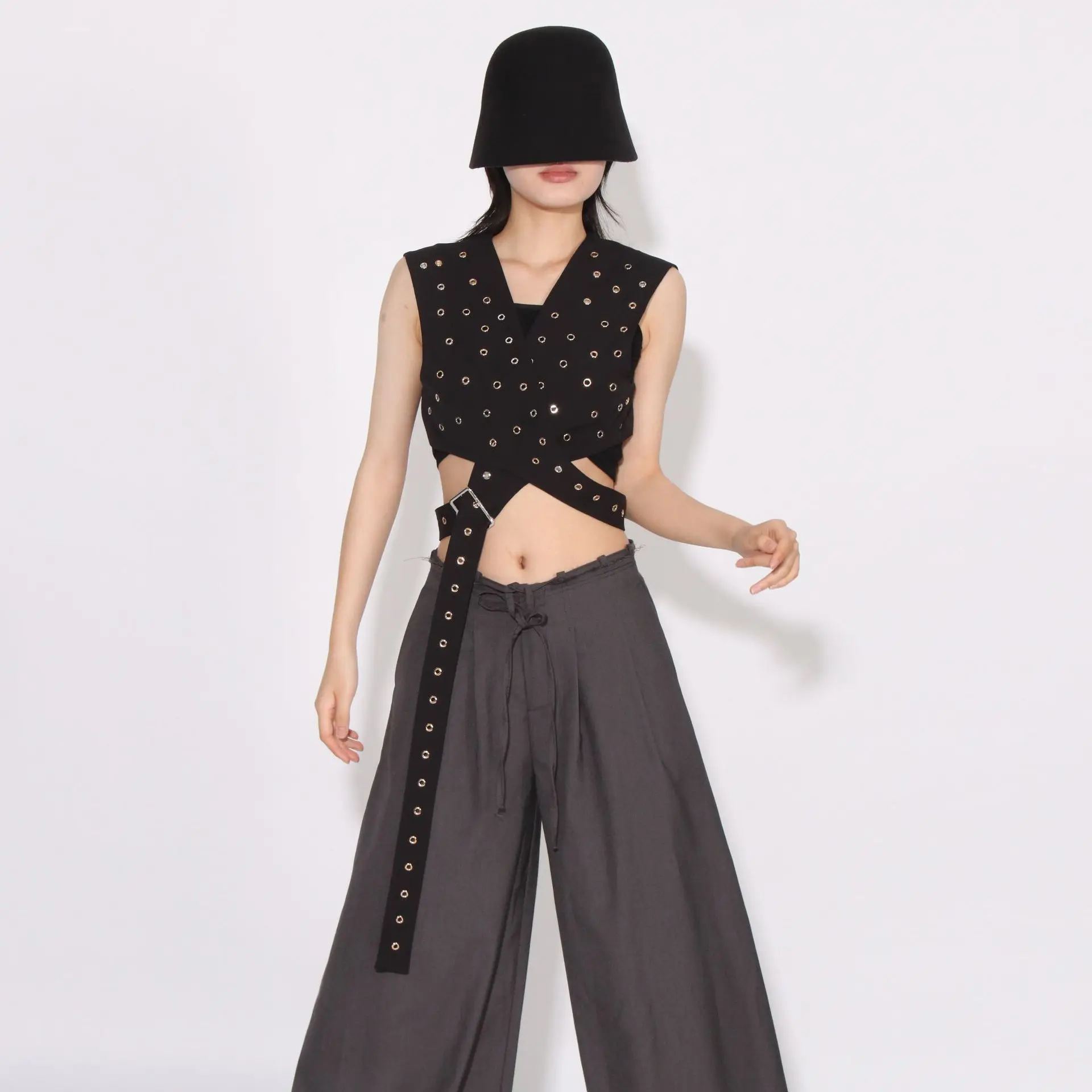 2024 Hip Hop Punk Rock Rivet Vest Women Irregular Design