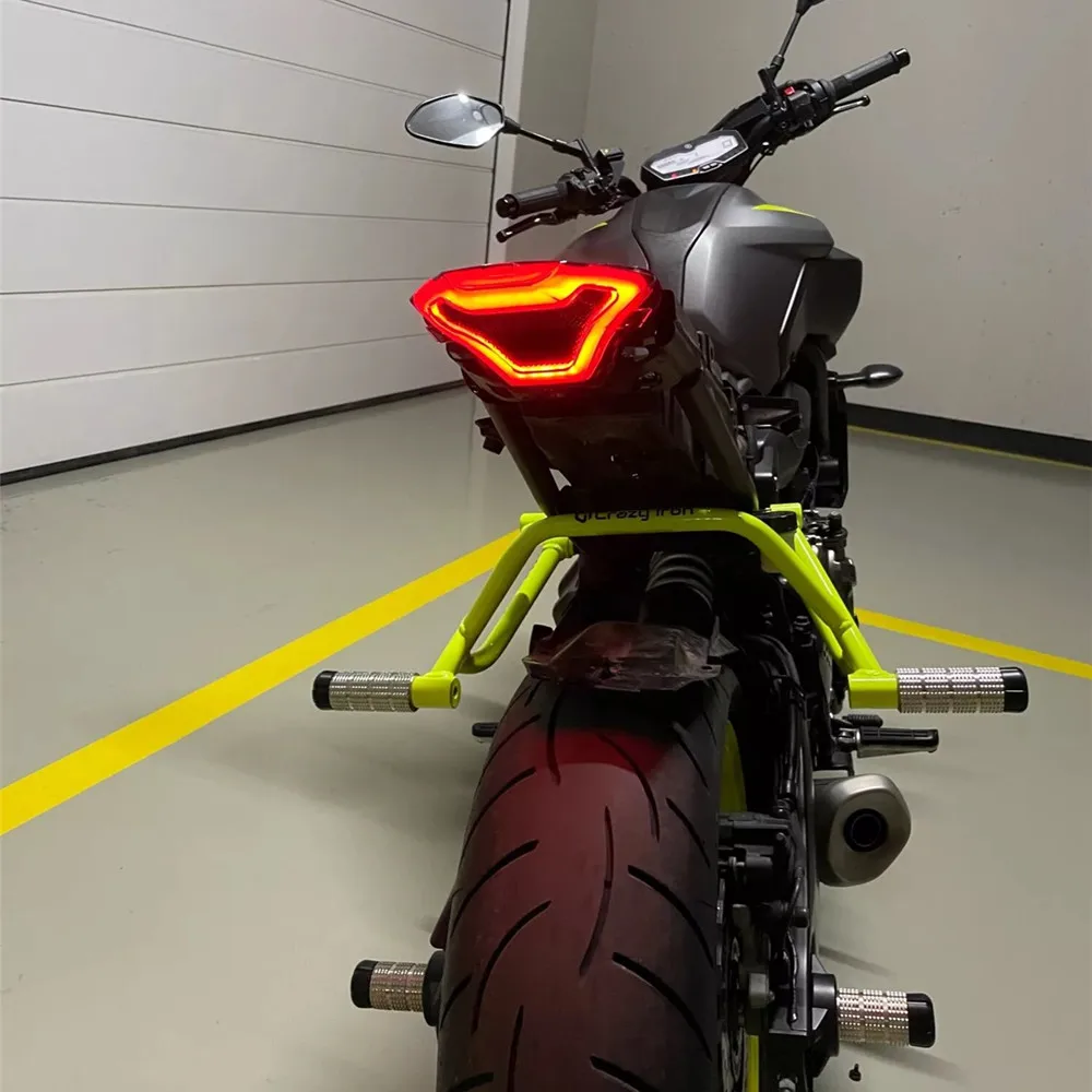 Motorrad Bremslicht Rücklicht Lampe mit LED Blinker RGB APP + EINE Schwarz  2 Pin Blinker Blink Relais für yamaha YZF R3 R25 MT07 - AliExpress