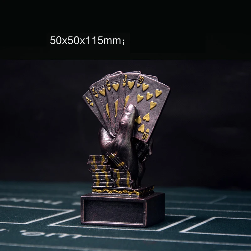 Customized Creative Poker Series Mini Trophy, Competitions Rewards Honors Souvenirs, Home Decorations, Plaque Commemorative, 1Pc