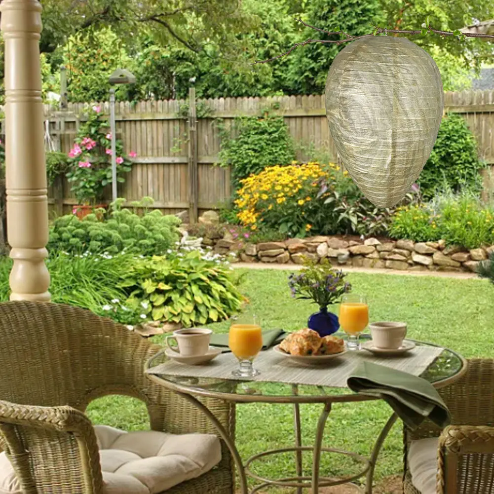 Outdoor Hanging Wasp Nest Decoy Waterproof Fake Wasp Nest Decoy Hornets Plastic Insects Paper Drive Beehive Lantern