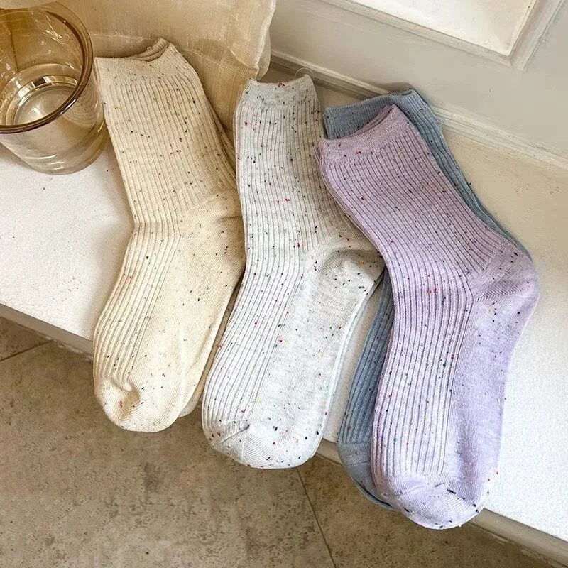 Рисунок 5 - Женские милые носки в мигающий горошек