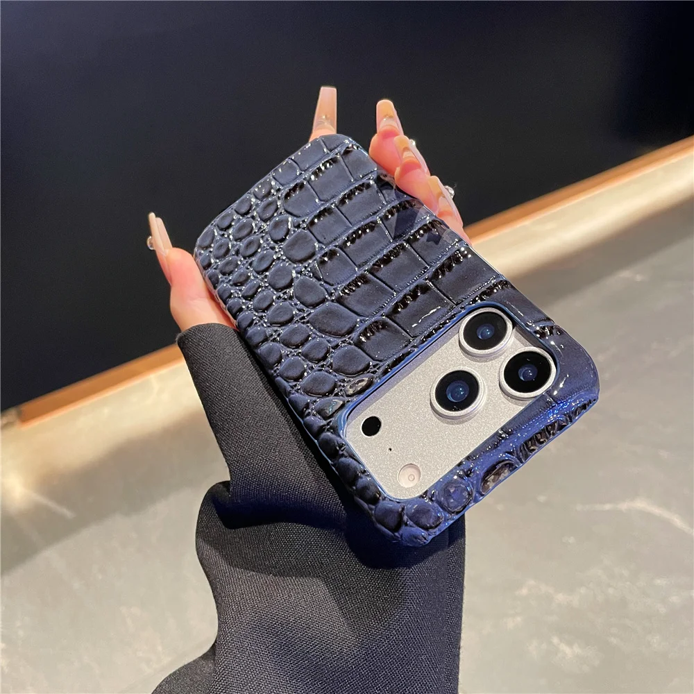 ตัวเลือกสินค้า เคส iPhone 17 Pro PU ลายจระเข้ หรูหรา ครึ่งหุ้ม