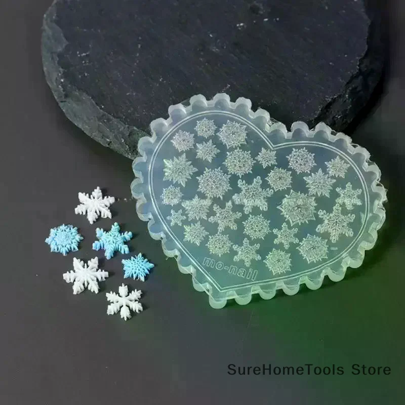 Christmas Snowflakes 3D Acrylic Nail Mold Nail Art Decoration DIY Silicone Transparent Manicure Template For Nail Charm