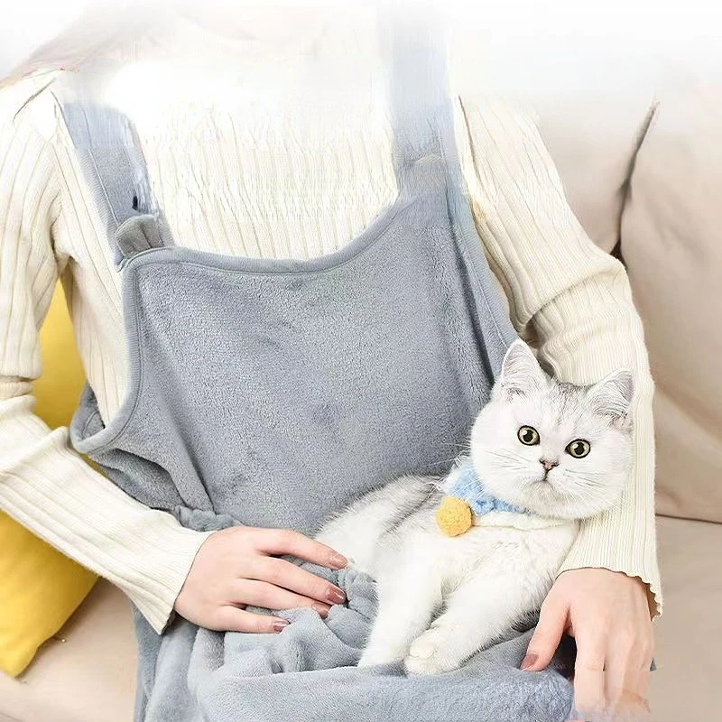 Travel Sweaters Can Be Fitted With CatClothes, Cat And Dog Nursery Bags, Cat And Dog Clothes