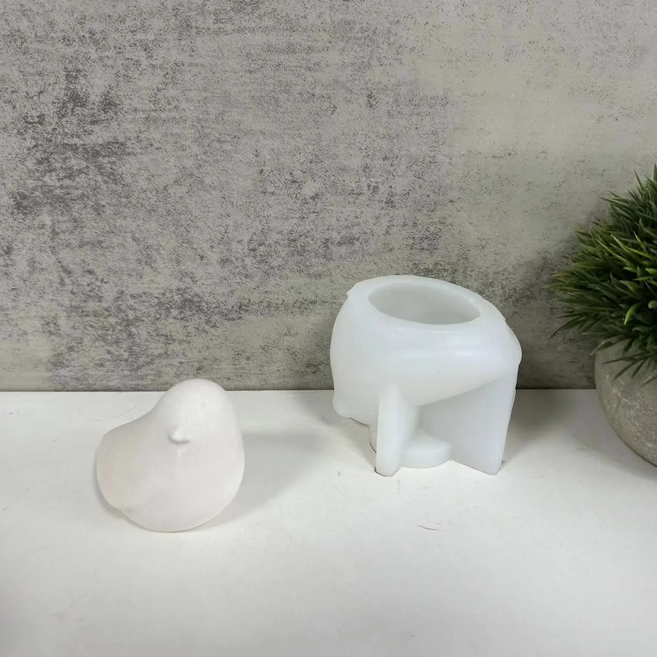 Stereoscopic Bird Candle Mold Concrete