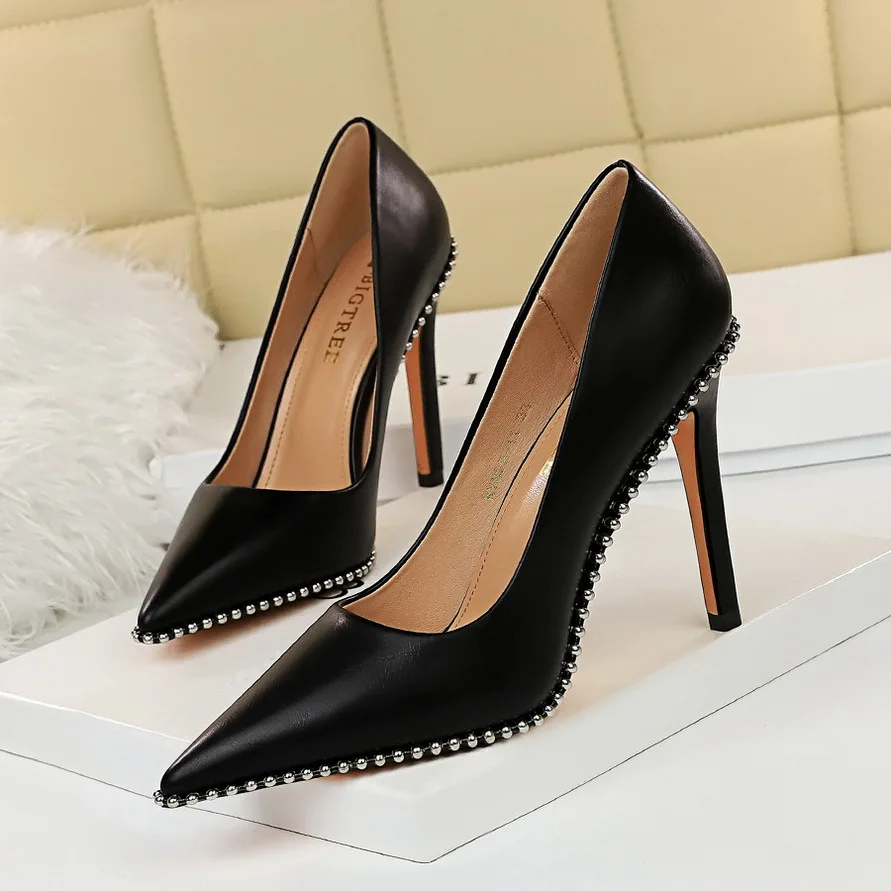 

10.5CM Fashion Sexy High-heeled Women's Shoes Thin Heels High Heels Shallow Mouth Pointed Riveted Single Shoes