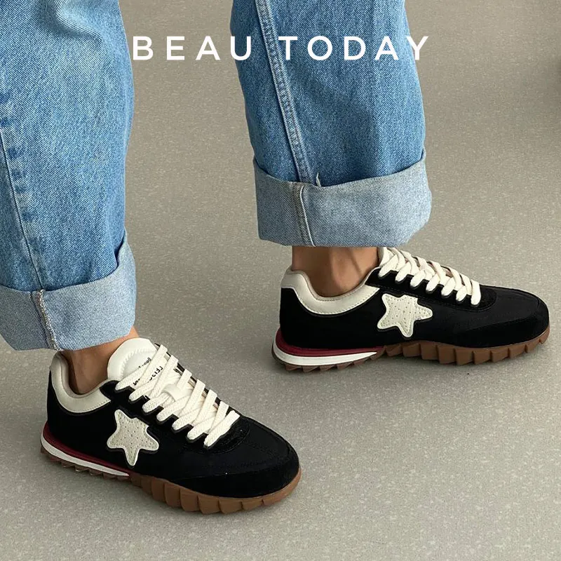 Sneakers vintage anni '90 con plateau Rave - Italia
